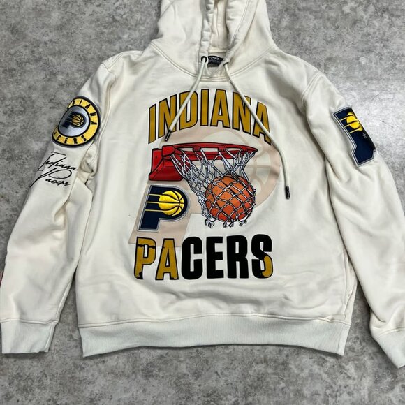 Pro Standard Indiana Pacers Hoodie - Picture 2 of 5